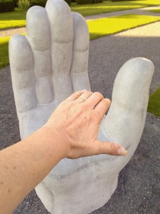 vinbi-hand